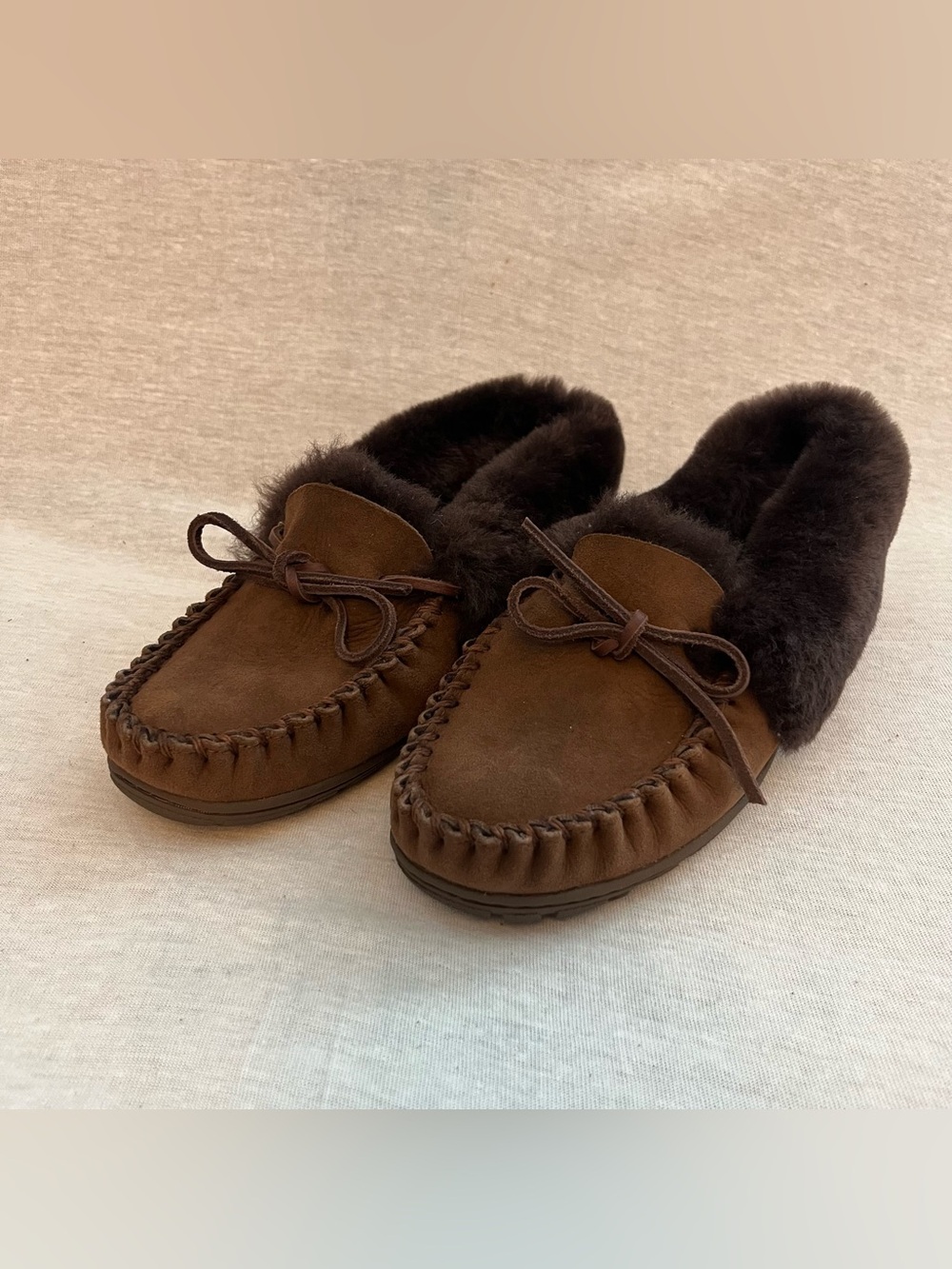 L.L. Bean Wicked Good Shearling Chocolate Brown Moccasin Slipper
